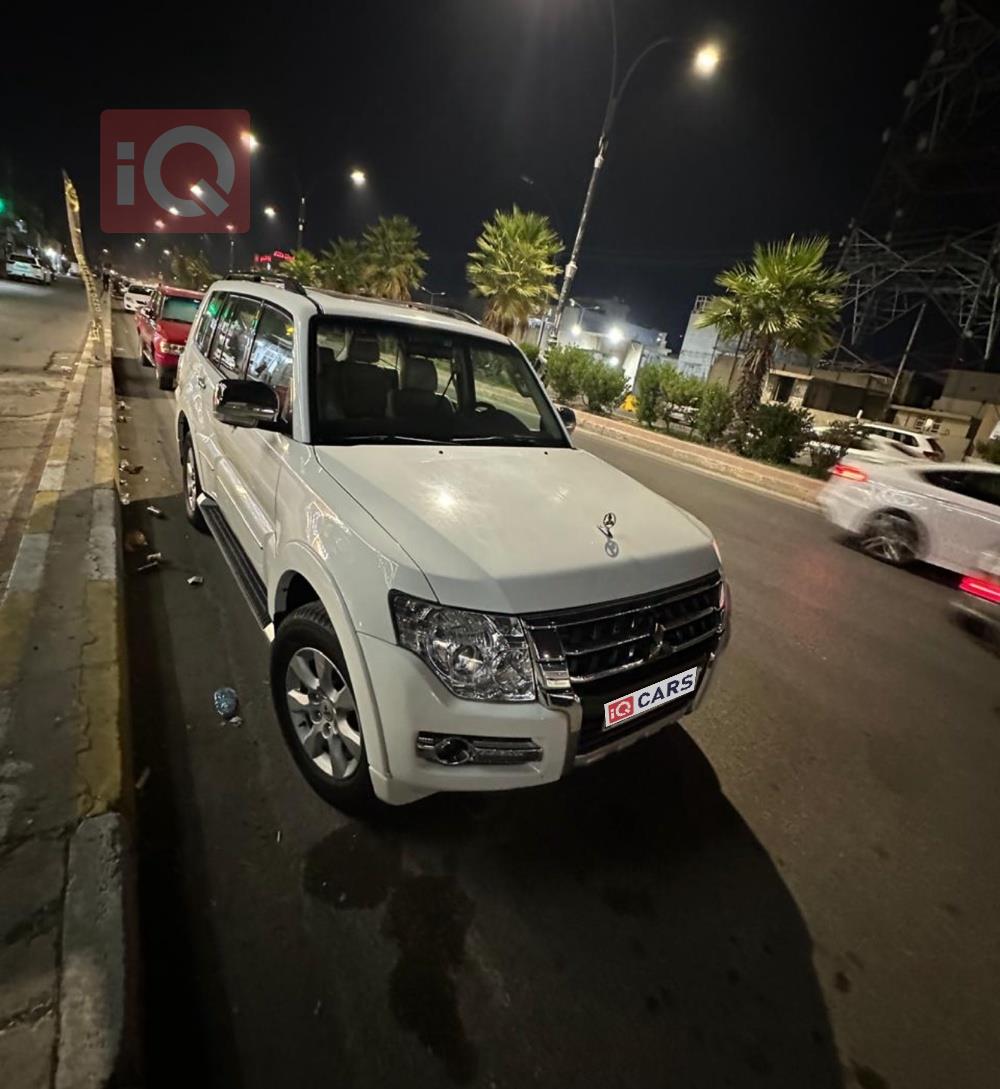 ميتسوبيشي باجيرو